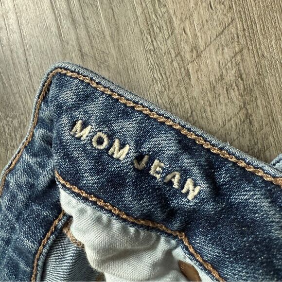 American Eagle High Rise Mom Jean 6 Regular Cotton Stretch - Picture 7 of 12